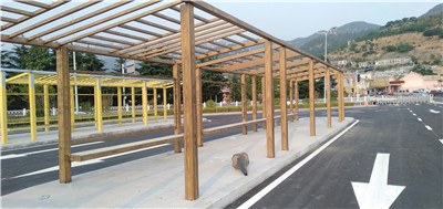 青島嶗山區(qū)大河東候車廳仿木紋漆